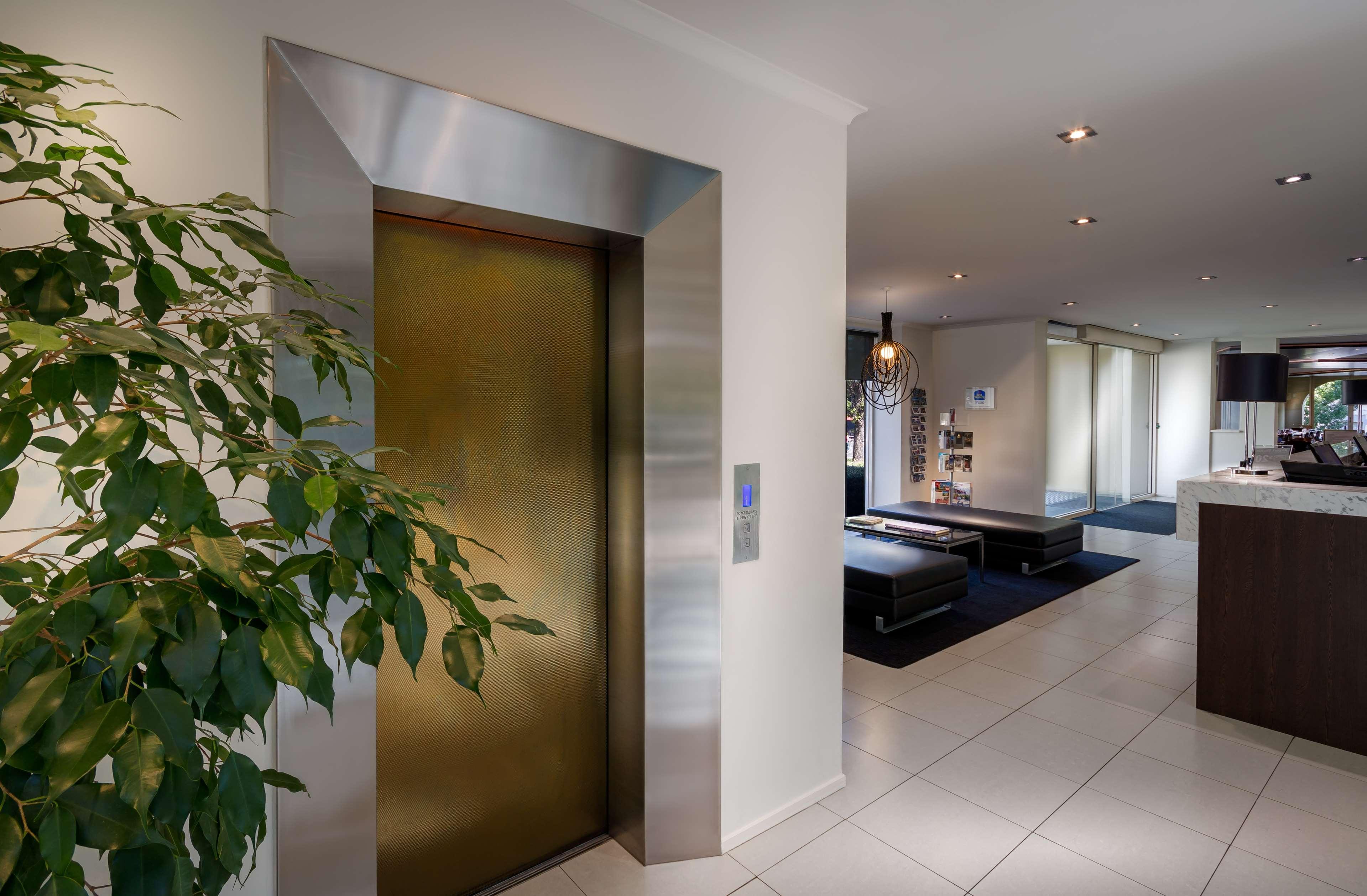 Best Western Plus Travel Inn Melbourne Buitenkant foto